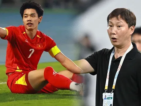 Người hùng U23 Việt Nam đối diện án phạt nặng, HLV Kim Sang-sik trả giá đắt sau trận thắng Hàn Quốc?