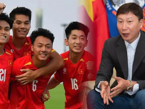 HLV Kim Sang-sik trải lòng về U23 Việt Nam, tiết lộ khoảnh khắc khiến bản thân 'toát mồ hôi'