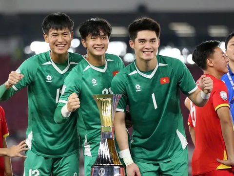 Cao Văn Bình: 'Chỉ có một trận Trần Trung Kiên chơi không tốt'