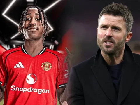 Tin bóng đá quốc tế 9/2: Man United nẫng tay trên Liverpool; HLV Michael Carrick nhận 'tối hậu thư'