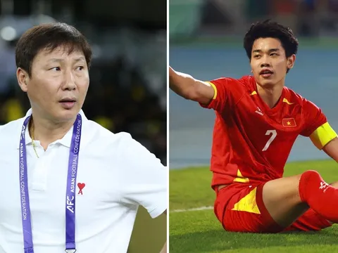 Không được triệu tập lên ĐT Việt Nam, Đình Bắc bất ngờ nhận thêm tin dữ ở AFF Cup 2026