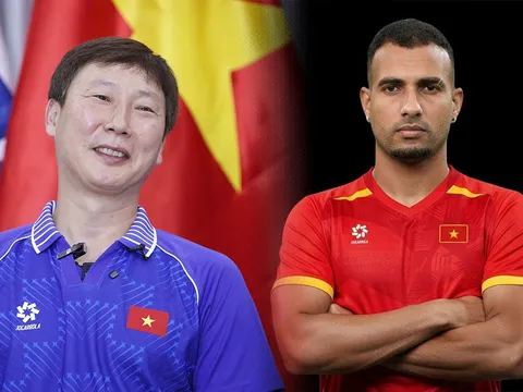HLV Kim Sang-sik đón tin cực vui, ĐT Việt Nam được bổ sung 'lá chắn thép' nâng tầm hàng thủ