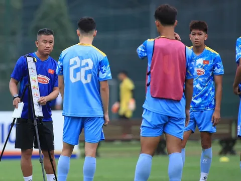 U23 Việt Nam đối mặt thách thức lớn, người thay thế HLV Kim Sang Sik buộc phải 'lựa cơm gắp mắm'