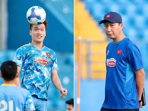 Quân xanh của ĐT Việt Nam gây sững sờ, HLV Kim Sang Sik bất ngờ bị 'phủ đầu'