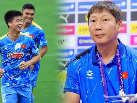 ĐT Việt Nam nhận 'cảnh báo' trước trận gặp Bangladesh, HLV Kim Sang-sik lập tức nhắc nhở học trò