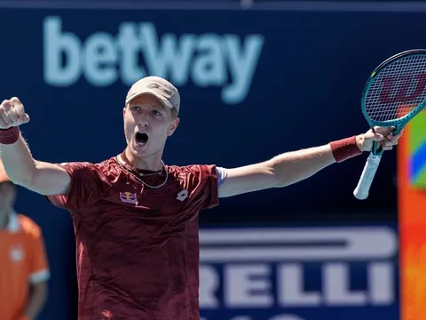 Lịch thi đấu Tứ kết Miami Open 2026 ngày 26/3: Đàn em Alcaraz gặp khó, hai hạt giống đối đầu