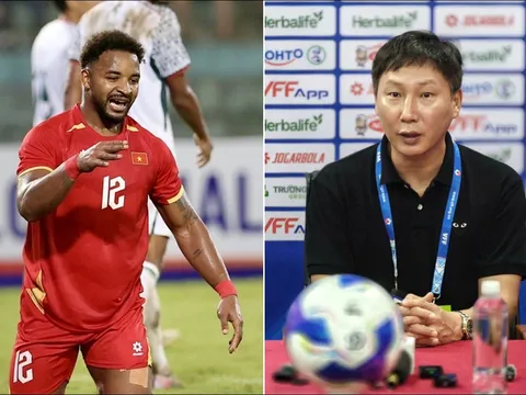 Báo Thái Lan 'chê bai' ngoại hình Nguyễn Xuân Son, HLV Kim Sang-sik lập tức lên tiếng