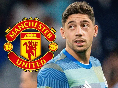 Tin chuyển nhượng tối 13/5: MU theo dõi Valverde, Barcelona chốt tiền đạo cánh