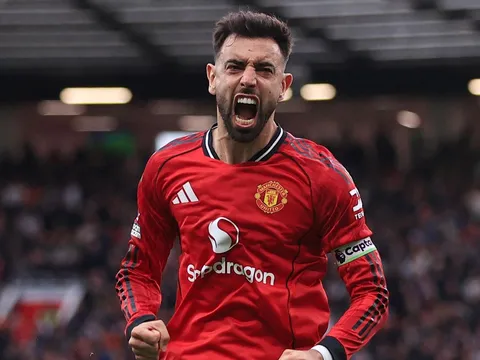 Bruno Fernandes san bằng kỷ lục của Thierry Henry và De Bruyne, quyết lập cột mốc lịch sử Ngoại hạng Anh