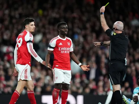 Tranh cãi VAR trận Arsenal - Burnley: Cựu sếp trọng tài khẳng định Kai Havertz đáng bị thẻ đỏ