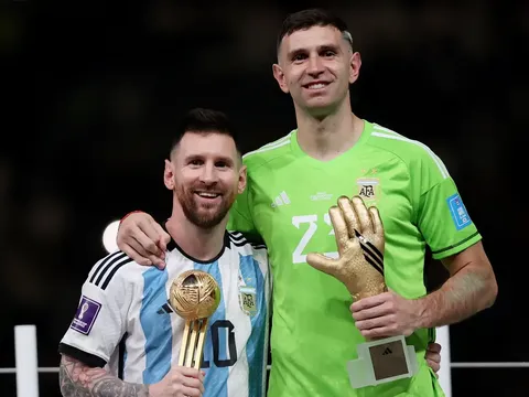 Argentina khủng hoảng lực lượng trước World Cup 2026: Messi nghi chấn thương, Emiliano Martinez gãy ngón tay