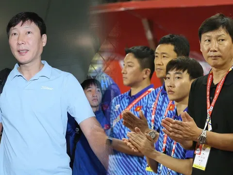 HLV Kim Sang-sik trở về Hàn Quốc, thuyền trưởng ĐT Việt Nam bất ngờ nhận 'đặc quyền' hiếm có