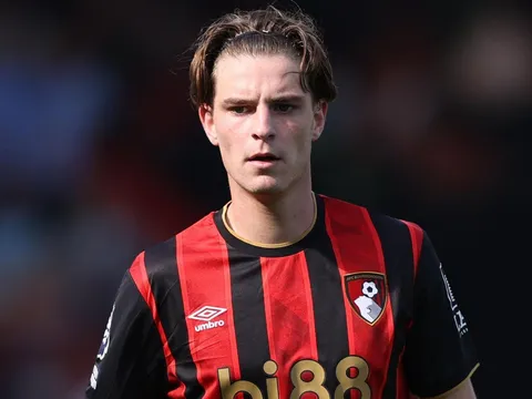 Chuyển nhượng MU 10/6: Alex Scott giá 80 triệu bảng, Fernandes lọt tầm ngắm, Tonali khó mua