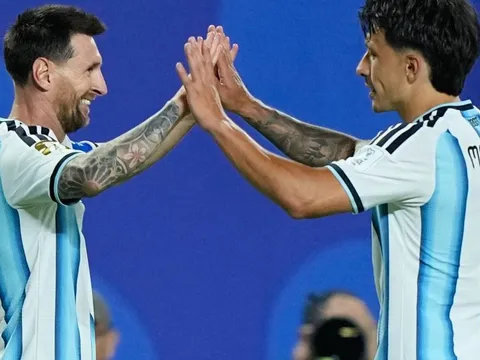 Lissandro Martinez, người hùng thầm lặng trong chiến thắng của Argentina