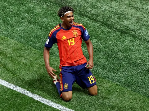 Lamine Yamal vượt kỷ lục của Messi, tỏa sáng rực rỡ giúp Tây Ban Nha thắng 4-0 Saudi Arabia