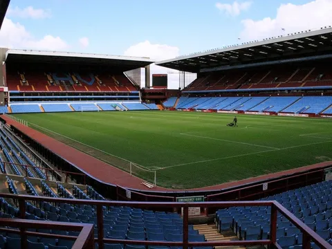 Aston Villa nhận án phạt từ UEFA, đối mặt nguy cơ cấm CĐV sân khách tại Champions League