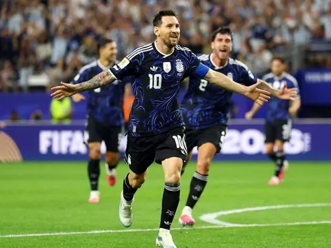 Messi dẫn đầu danh sách Vua phá lưới World Cup 2026, FIFA nói thẳng nhờ 'đi bộ vuốt râu'