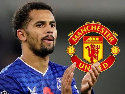 Man United nhận gáo nước lạnh, HLV Carrick vỡ mộng sở hữu hiện tượng Ngoại hạng Anh