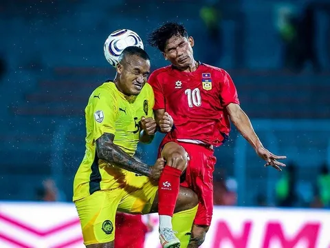 CĐV Đông Nam Á phát hiện hành động khó hiểu, thủ môn Lào bị tố bán độ ở AFF Cup 2026