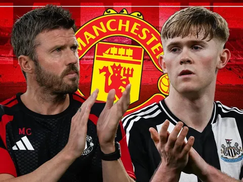 HLV Carrick nhận 'gáo nước lạnh' từ Lewis Hall, rõ vụ Man Utd chiêu mộ bom tấn từ RB Leipzig