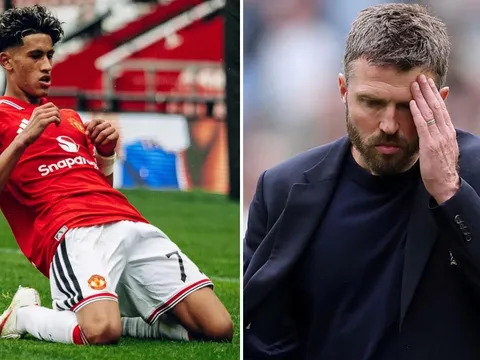 Quay lưng với Man United, thần đồng JJ Gabriel bất ngờ gia nhập đại kình địch ở Ngoại hạng Anh?