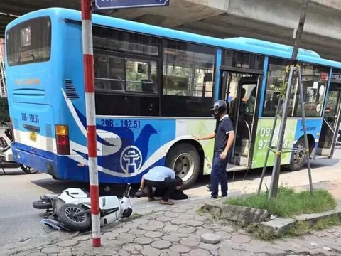 Hà Nội: Cô gái bị cuốn vào gầm xe buýt trên đường Phạm Hùng, lộ nguyên nhân ban đầu
