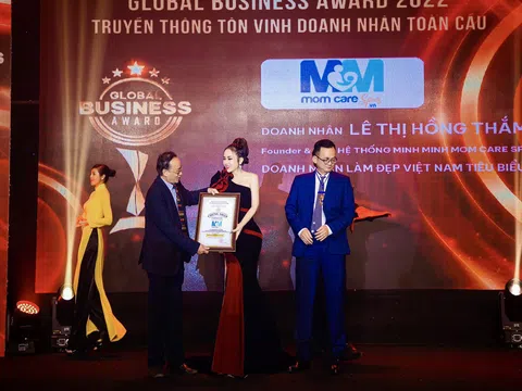 Á hậu Lê Thị Hồng Thắm cùng Minh Minh Mom Care Spa được vinh danh Top 3 Doanh nhân tiêu biểu ngành làm đẹp Việt Nam 2022