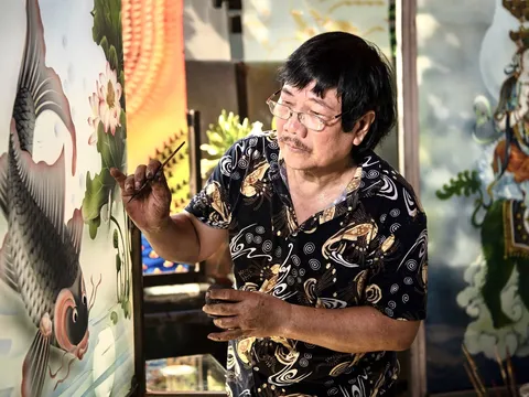 Phạm Hồng Vinh: Người khai mở và định hướng cho nghề tranh kính nghệ thuật 