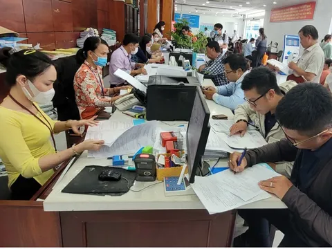 Chính phủ chỉ đạo quyết liệt: "Đôn đốc, rà soát để cán bộ không đáp ứng yêu cầu nghỉ việc"