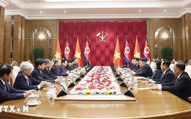 Từ hạt gạo nghĩa tình đến giống lúa Việt trúng mùa trên đồng ruộng Triều Tiên