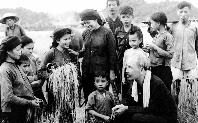 Thư gửi điền chủ, nông gia của Bác Hồ: Bản tuyên ngôn về kinh tế hợp tác (Bài 01)