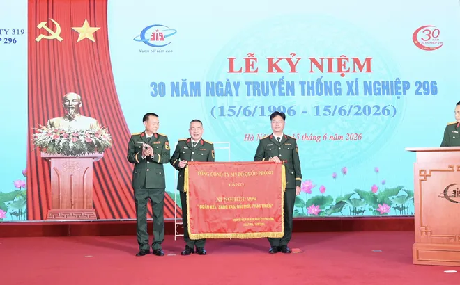 Xí nghiệp 296 - Tổng công ty 319 Bộ Quốc phòng long trọng tổ chức Lễ kỷ niệm 30 năm Ngày truyền thống và đón nhận Thư khen của Bộ trưởng Bộ Quốc phòng